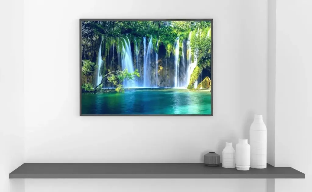 Waterfall Picture Frame: (A3 size)